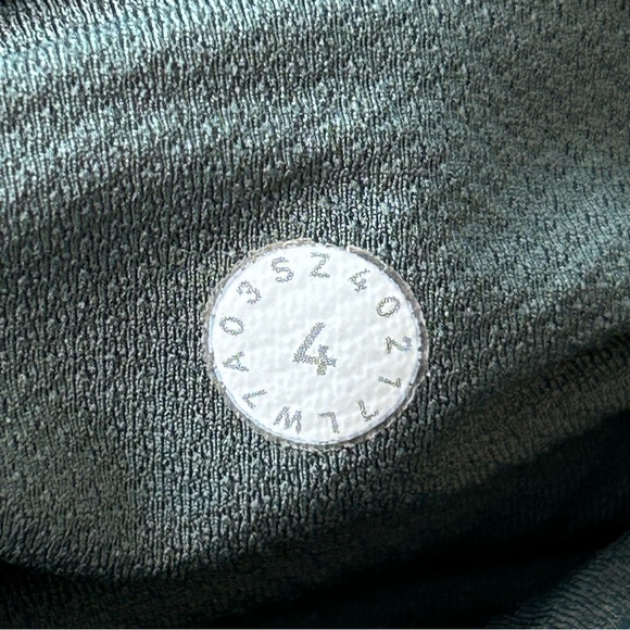 Lululemon Speed Up Shorts Womens 4 Green Lined Running Athletic Zip Pocket - Picture 3 of 14